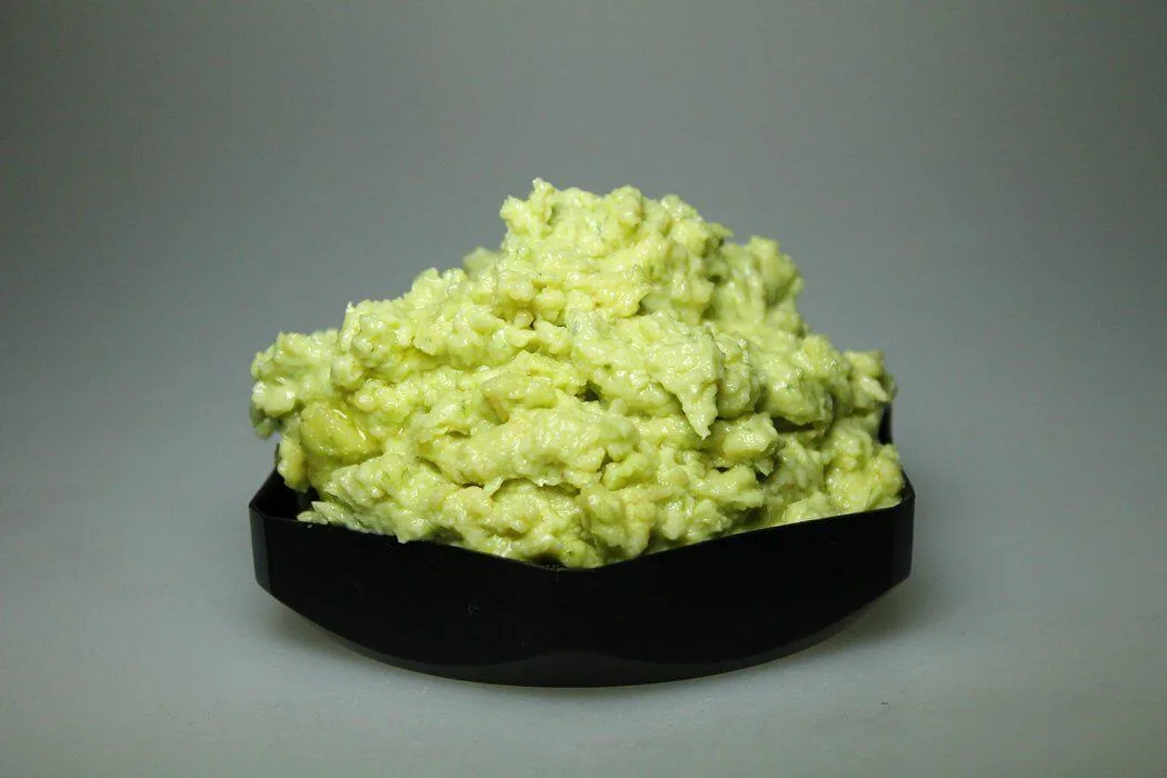 Tapenade oude kaas met pesto